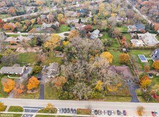 450 Wagner Rd, Northfield, IL 60093