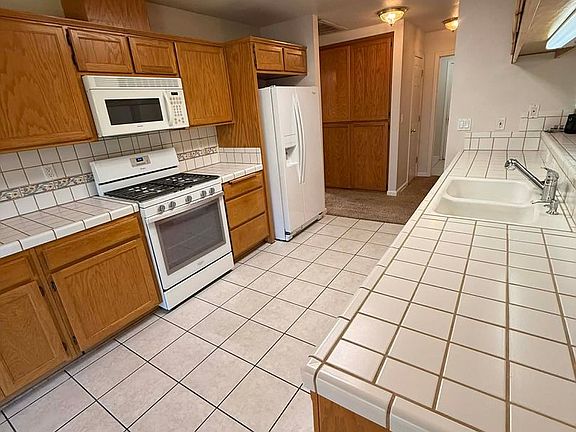 4th image of 3055 Helena Way