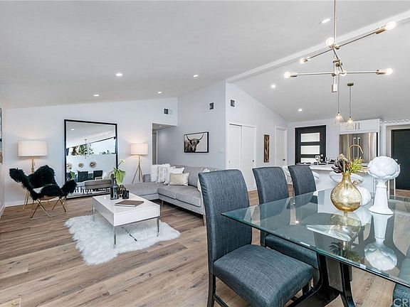4th image of 6434 Jumilla Ave