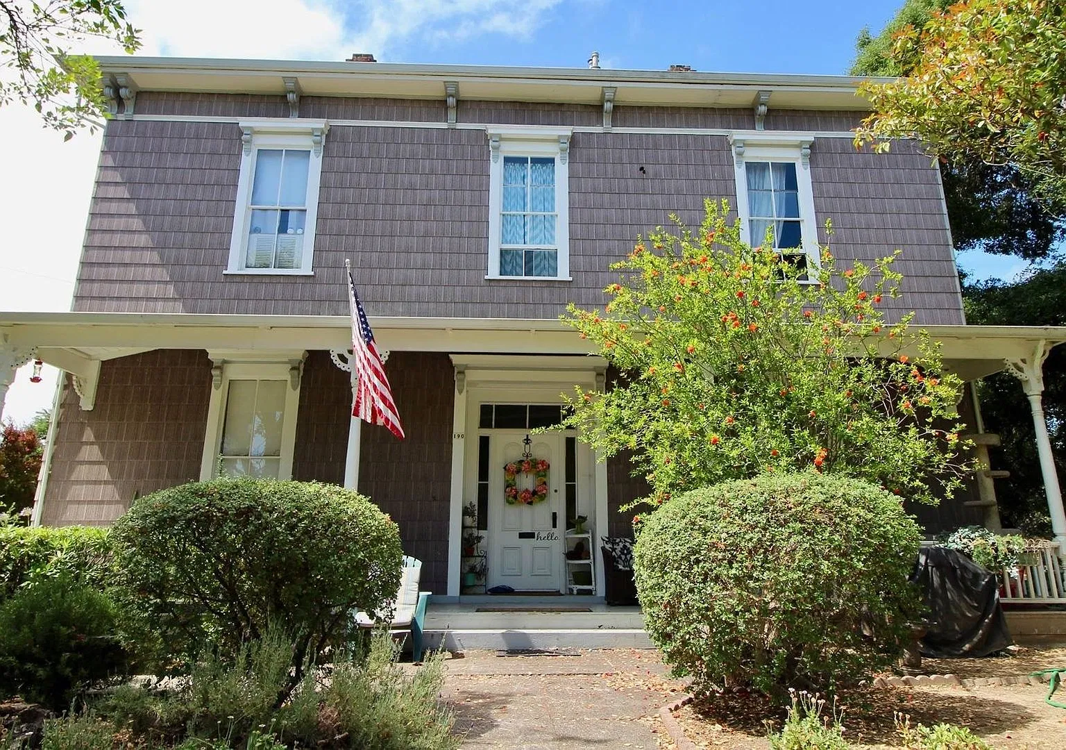 190 West K St. — Photo 1