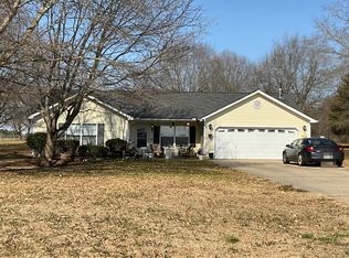 107 Shell Dr, Woodruff, SC 29388