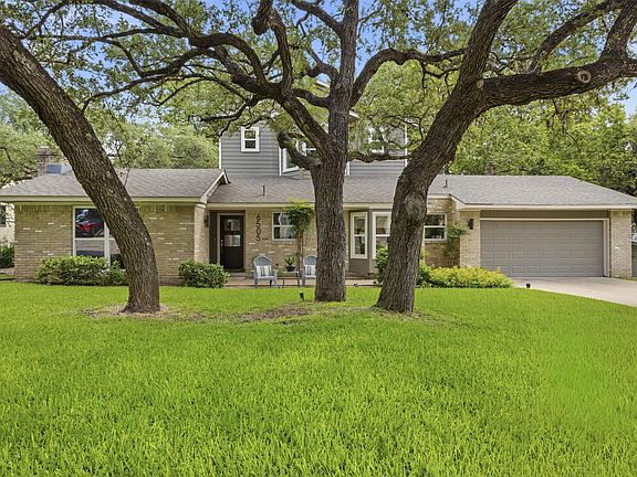 3rd image of 6505 Shadow Valley Dr
