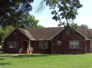 408 E 7th St, Stuttgart, AR 72160