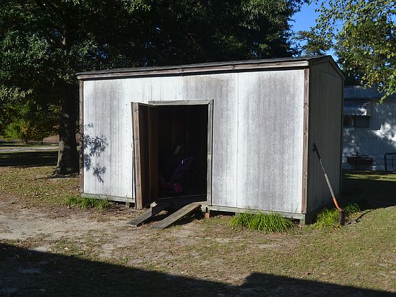 5th image of 3715 Whispering Pines Dr