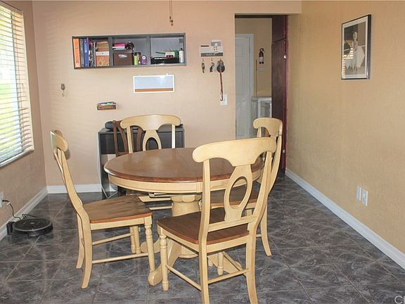 5th image of 217 N Tustin Ave APT A