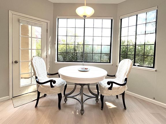 5th image of 5002 Lakeview Dr Unit 101