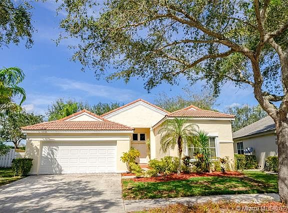 3rd image of 661 Carrington Ln
