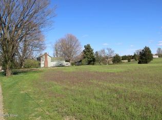 397 Jackson Hill Rd, Shepherdsville, KY 40165