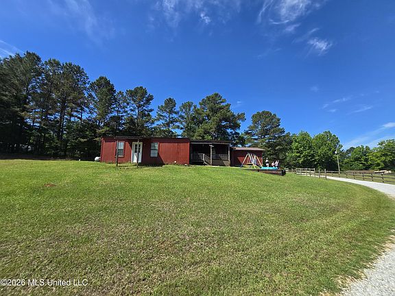 4th image of 1393 Garrison Rd