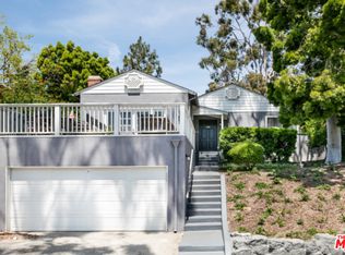 250 Amalfi Dr, Santa Monica, CA 90402