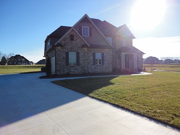 3rd image of 3082 Compass Ct