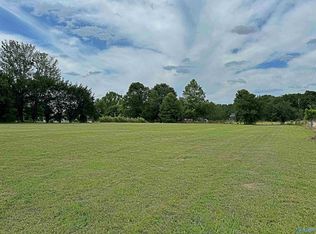 3 Hood Dr, Boaz, AL 35956