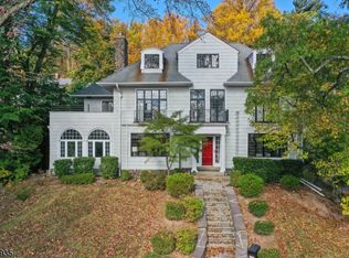 279 Wyoming Ave, Maplewood, NJ 07040