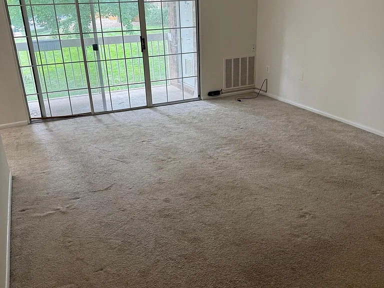 1942 Kennedy Dr #201 — Photo 23