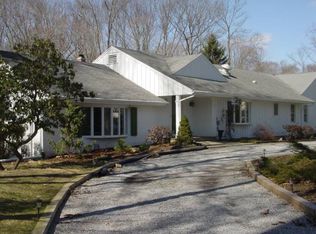 12 High Plains Rd, Branford, CT 06405