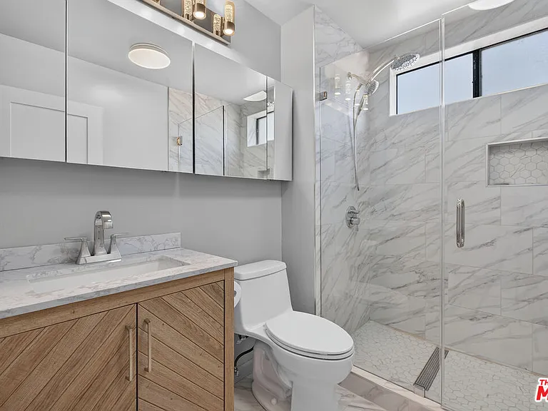 1727 Delaware Ave — Photo 22