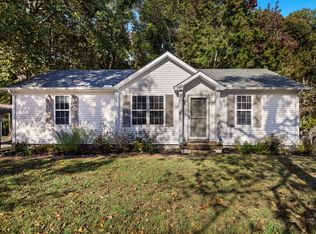 1027 Winding Way Dr, White House, TN 37188