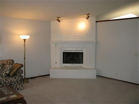 Gas Log Fireplace