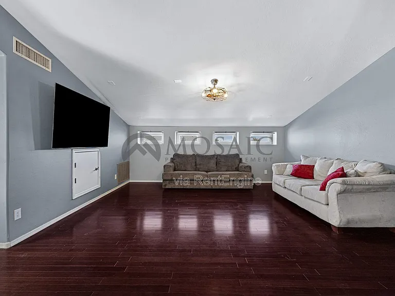 5626 S 21st Pl — Photo 21