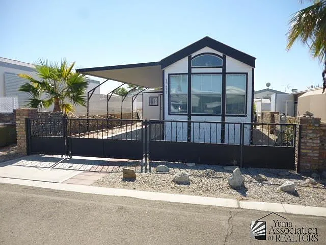 10311 E 30th Pl — Photo 21
