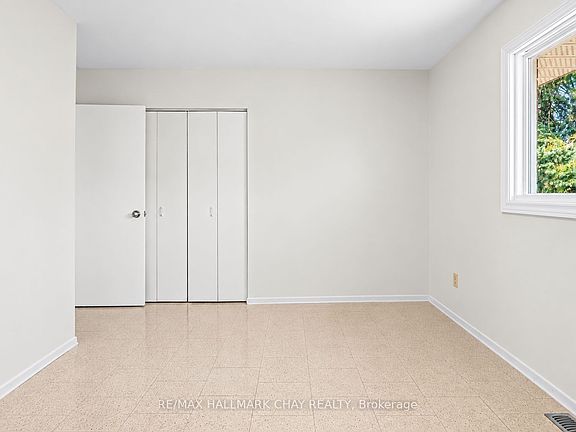 5th image of 14 Heath St