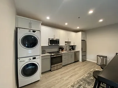 3 Burkes Beach Rd #B — Photo 10