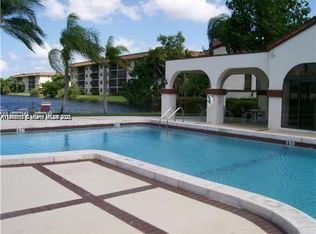 325 Ives Dairy Rd APT 9, North Miami Beach, FL 33179