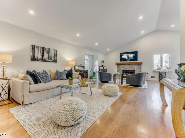 31 Bayowski Rd, West Orange Twp., NJ 07052