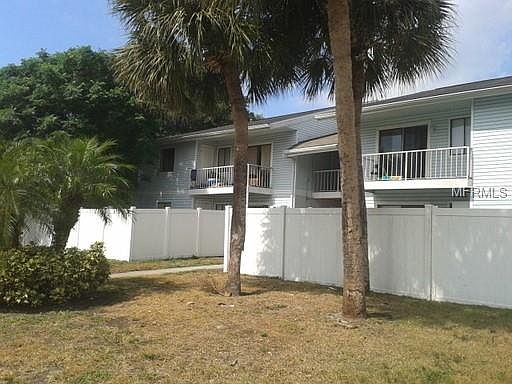 2nd image of 221 Sharon Dr Unit 103