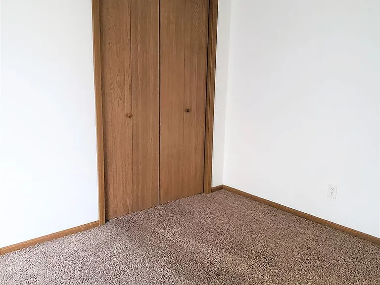 1119 Yuma St — Photo 15