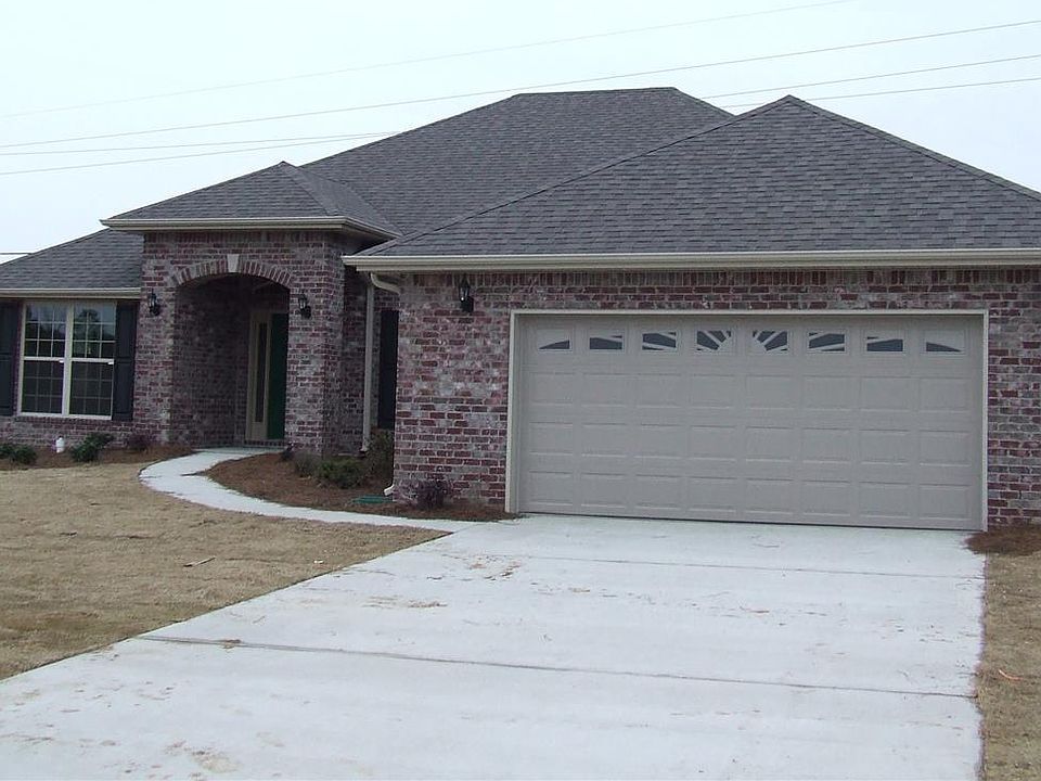 1st image of 1121 Silver Creek Ln