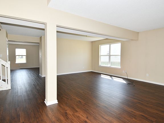 2nd image of 9507 Treyburn Lakes Dr