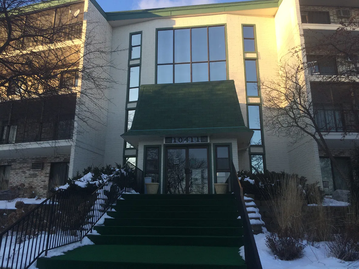 1 bed, 900 sqft, $1,680 — Photo 4