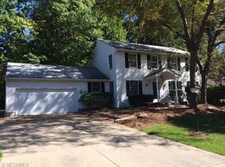 1468 Woodhill Dr NE, Warren, OH