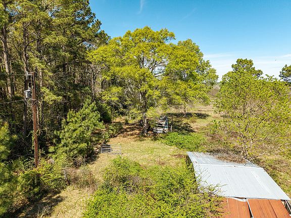 3rd image of 621 Herman Nerren Rd