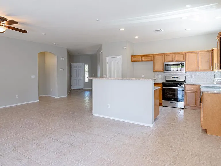 3591 Driving Range St — Photo 7
