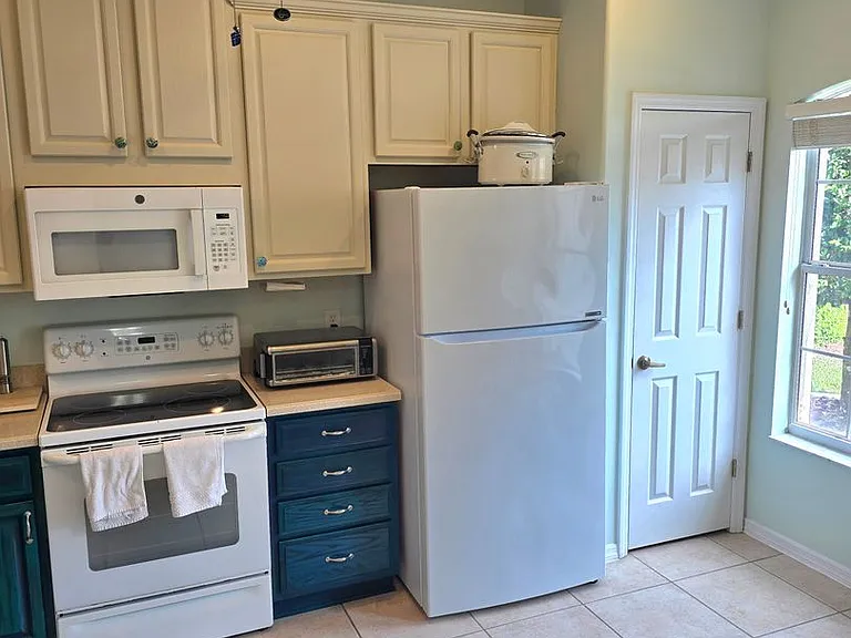 1148 W Diamond Shore Loop — Photo 11