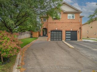 20 Manett Cres, Brampton, ON L6X 4X4