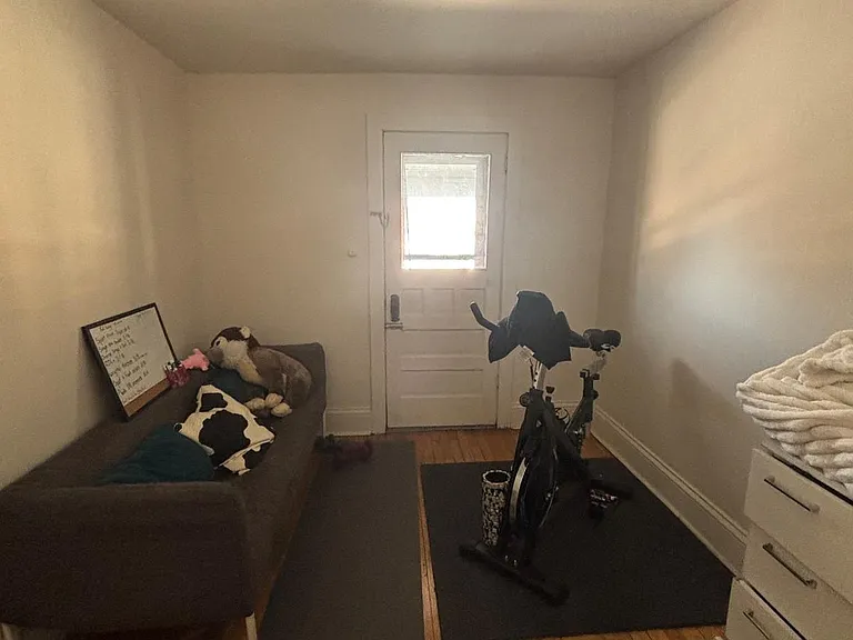 444 Gladstone Ave — Photo 10