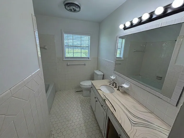 14738 Faulkner Lake Rd — Photo 25
