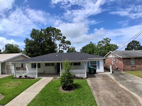 2nd image of 24 Daffodil Ln