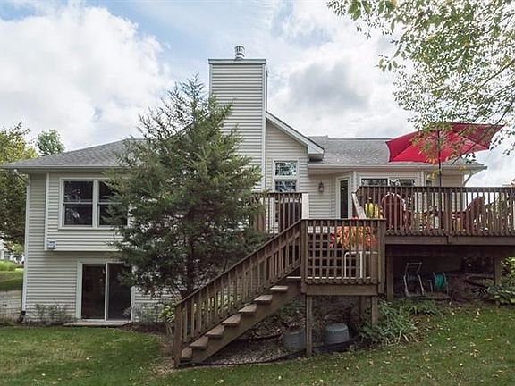 3rd image of 203 Quiet Creek Ct