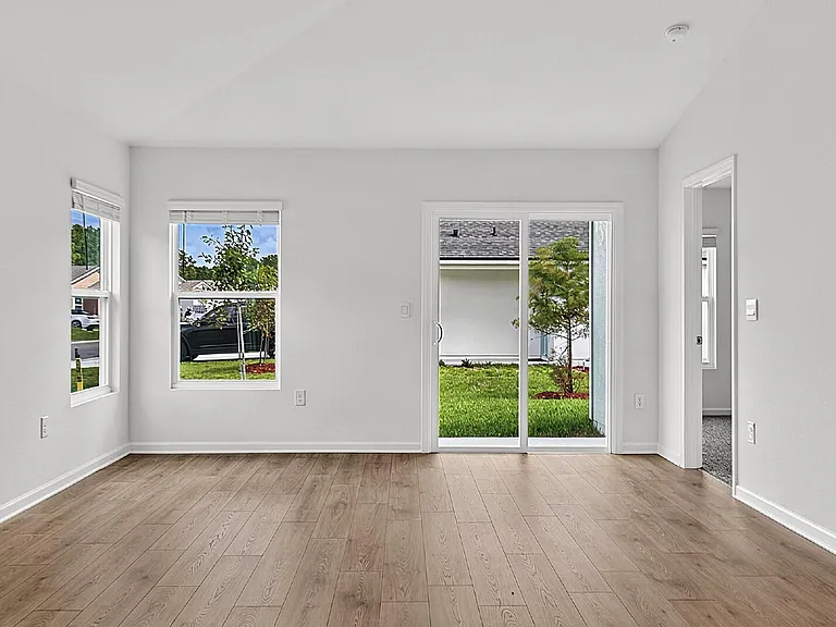 863 Grand Reserve Dr — Photo 14