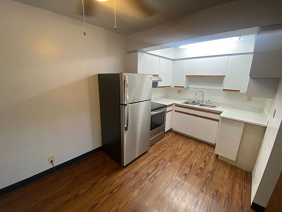 4th image of 575 S Royal Crest Cir Unit 19
