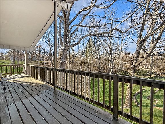 5th image of 2567 Burgener Dr