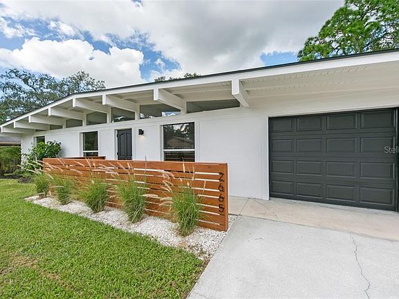 4th image of 2665 Oakmere Ln