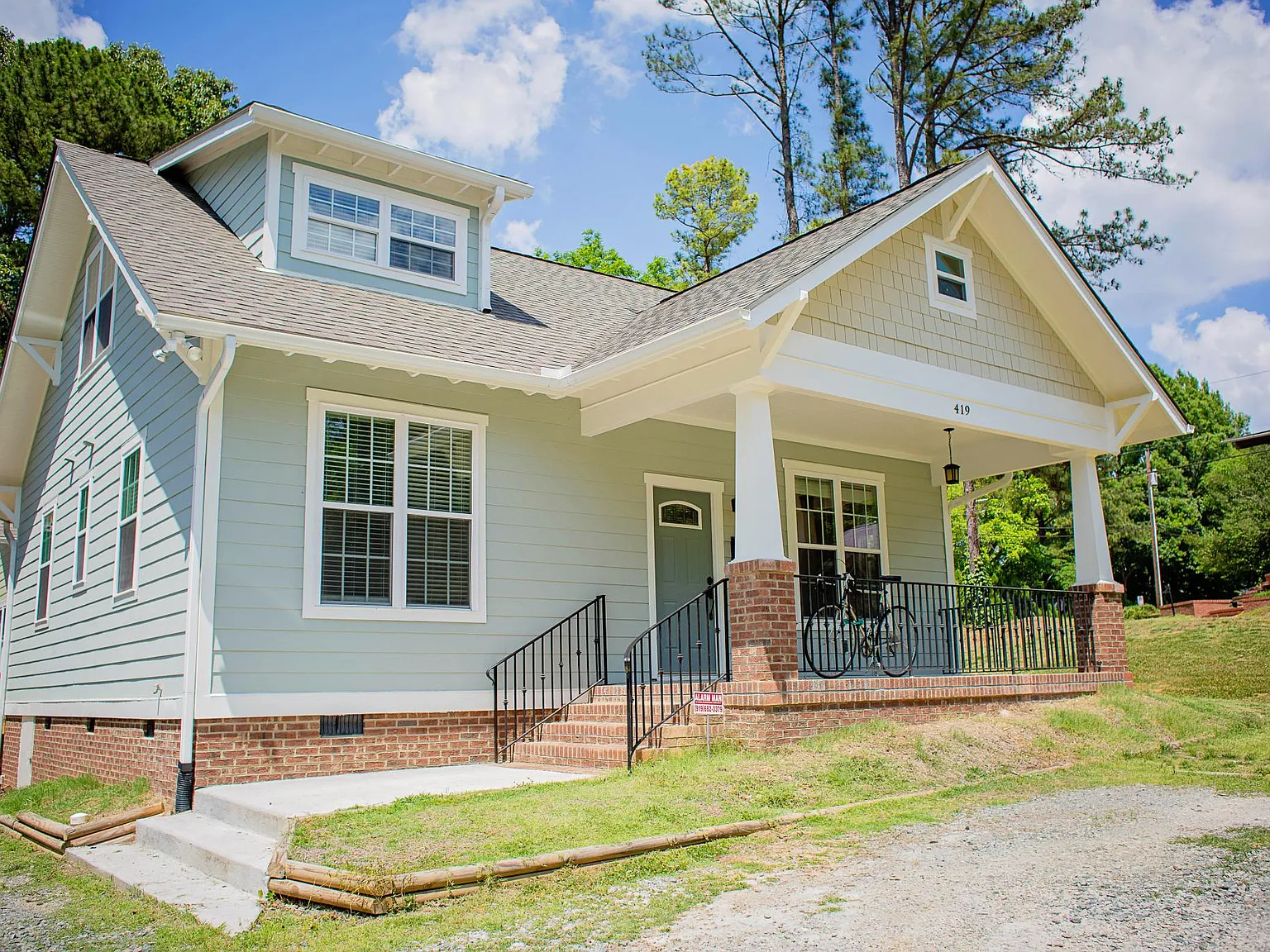 4 bed, 1750 sqft, $4,800 — Photo 1