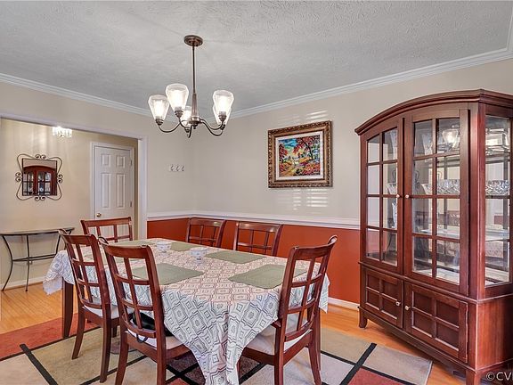4th image of 328 Laurelridge Dr