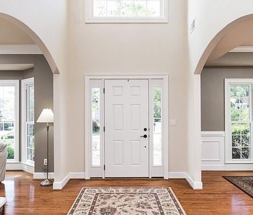 3rd image of 4739 Ashford Club Dr