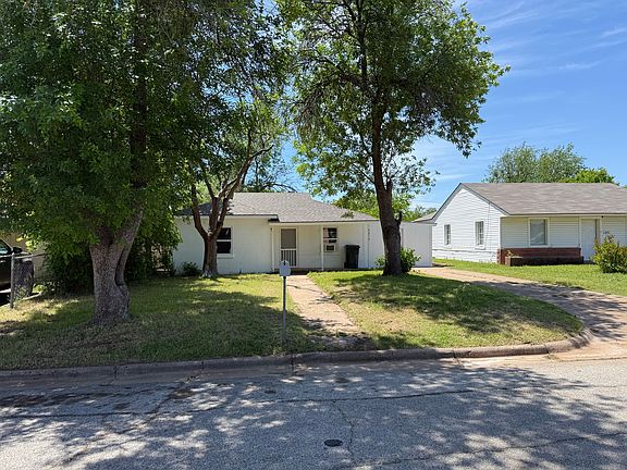 2nd image of 3213 Avenue S
